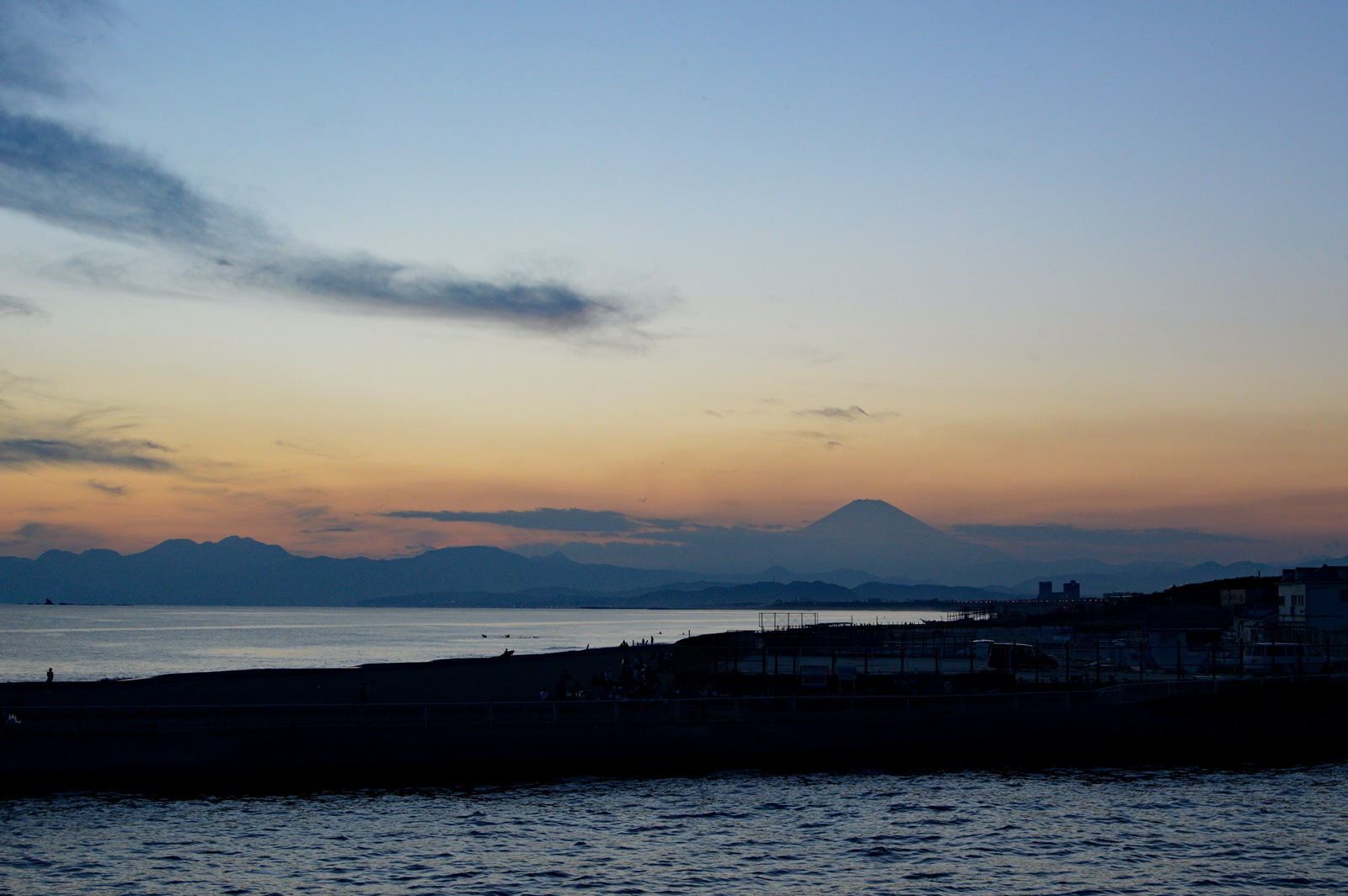 Featured image of post Last Fireworks of the 'Summer'